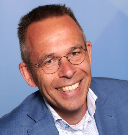 Foto van Dhr. ing. J. (Jan) Davelaar